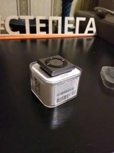 Лот: 12195873. Фото: 1. Продам iPod shuffle 4го поколения. Плееры