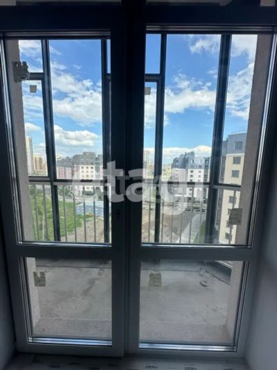 Лот: 25291825. Фото: 1. 3-комн. квартира , Красноярск... Квартиры, студии