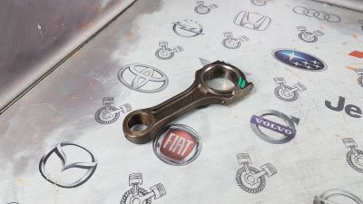 Лот: 23588115. Фото: 1. Шатун Mazda Titan RF5C RF5C11210. Двигатель и элементы двигателя