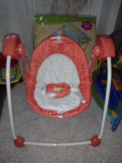 Лот: 4537386. Фото: 1. Качелька Happy Baby. Ходунки, прыгунки, качели