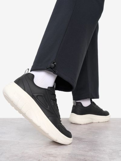 Лот: 24872739. Фото: 1. Кроссовки мужские FILA Base 3... Другое (одежда, обувь, галантерея)