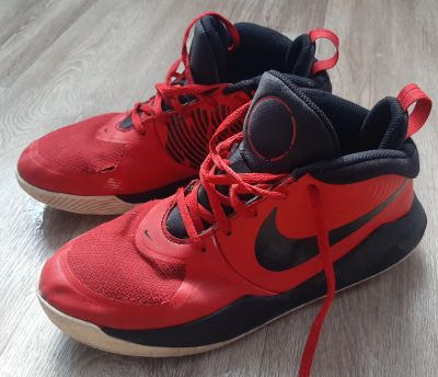 Лот: 20271995. Фото: 1. Кроссовки Nike 39-40 Оригинал. Кеды, кроссовки, слипоны