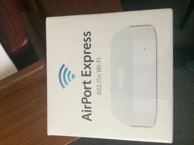 Лот: 4845336. Фото: 1. Роутер Apple AirPort Express... WiFi, Bluetooth адаптеры