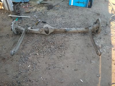 Лот: 12159069. Фото: 1. балка задняя nissan sunny fb15... Ходовая, подвеска, рулевое управление