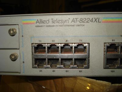 Лот: 3758334. Фото: 1. 24 портовый комутатор AT-8224xl. Другое (сетевые устройства)
