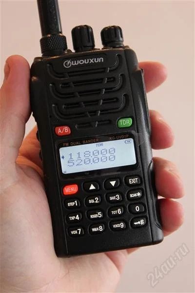 Лот: 529407. Фото: 1. рация\радиостанция wouxun kg-uvd-1p... Рации, радиостанции