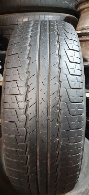 Лот: 17809943. Фото: 1. 235/65R17 104H Kumho Venture ST... Шины