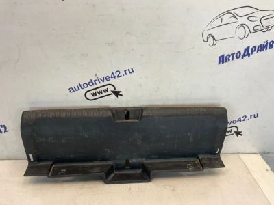 Лот: 21702067. Фото: 1. накладка замка багажника Honda... Двигатель и элементы двигателя