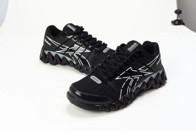 Лот: 5755726. Фото: 1. Reebok ZigTech Shake 43(Оригинал... Кеды, кроссовки, слипоны