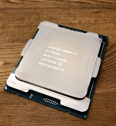 Лот: 18676988. Фото: 1. Процессор i7 7820X LGA2066. Процессоры