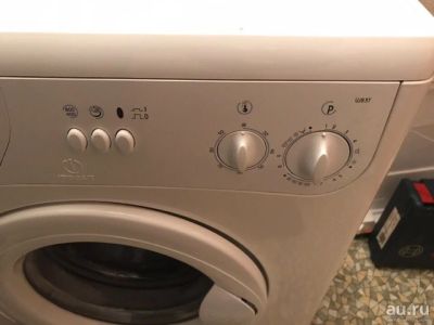 Лот: 13000711. Фото: 1. Стиральная машина indesit неисправная. Стиральные машины