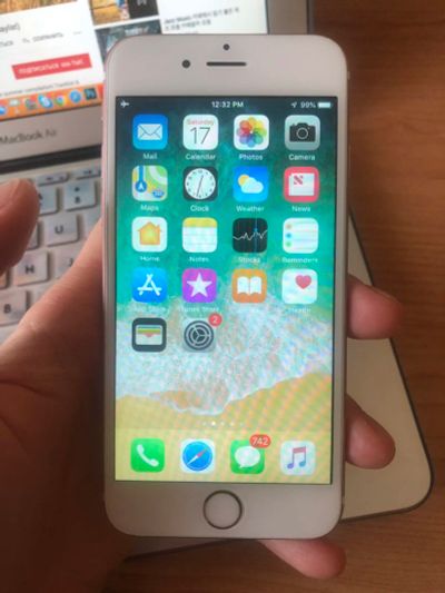 Лот: 14386232. Фото: 1. iPhone 6s 64G. Смартфоны