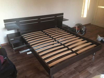 Лот: 12148990. Фото: 1. Кровать с тумбочками, итальянской... Кровати