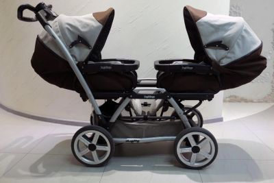 Лот: 7493592. Фото: 1. Коляска для двойни Peg-Perego... Коляски
