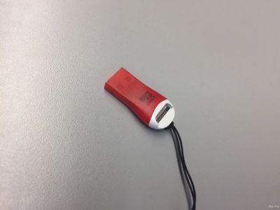 Лот: 13395540. Фото: 1. Картридер MicroSD USB 2.0 (Красный... Картридеры