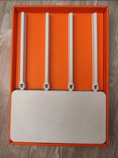 Лот: 18074907. Фото: 1. Wi-Fi роутер Xiaomi Mi Wi-Fi Router... Маршрутизаторы (роутеры)