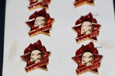 Лот: 3804437. Фото: 1. Значок пионерский. Есть в колличестве... Памятные медали