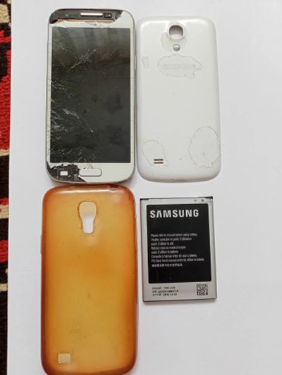 Лот: 20723918. Фото: 1. Samsung Galaxy S4 mini GT-I9195. Смартфоны