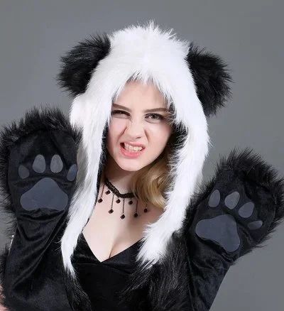 Лот: 16135473. Фото: 1. Шапка меховая Панда. Головные уборы
