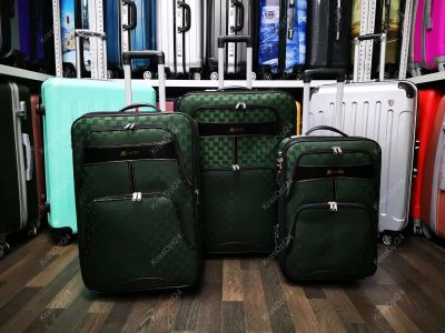Лот: 13987226. Фото: 1. Чемодан Средний тканевый двухколёсный... Чемоданы и сумки дорожные