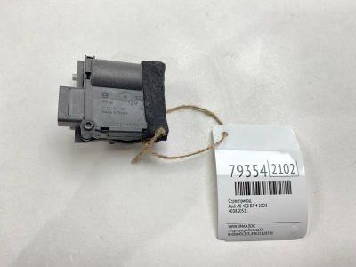 Лот: 21257409. Фото: 1. Сервопривод Audi A8 2003 4E0820511... Кузов
