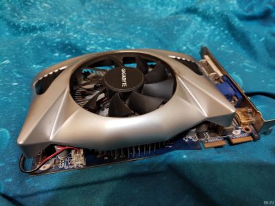 Лот: 13615117. Фото: 1. Gigabyte 5670 1 GB. Видеокарты