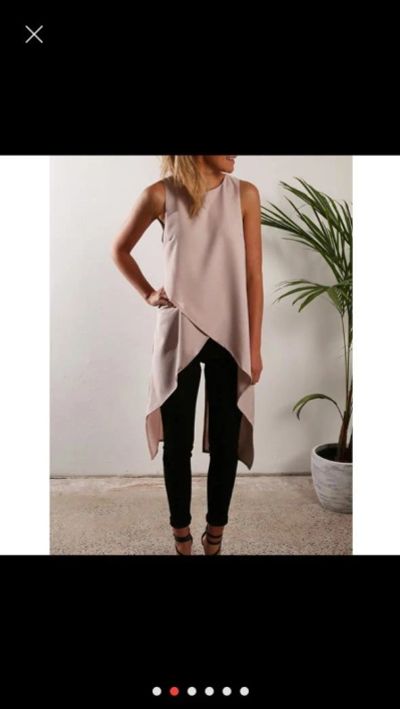 Лот: 10561900. Фото: 1. Стильная блузка. Блузы, рубашки, водолазки