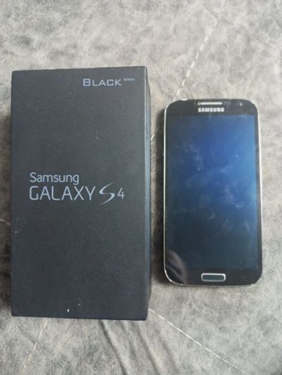 Лот: 22461984. Фото: 1. Телефон samsung galaxy s4. Смартфоны