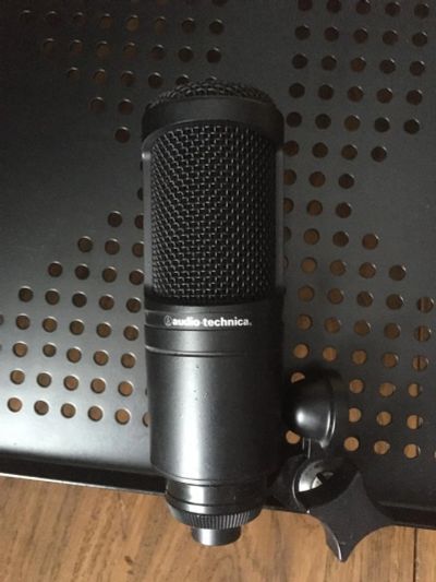 Лот: 15013633. Фото: 1. Микрофон Audio-technica at 2020. Студийные микрофоны, радиомикрофоны и радиосистемы