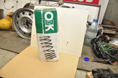 Лот: 3775360. Фото: 1. Пружины передние Toyota Corolla... Ходовая, подвеска, рулевое управление