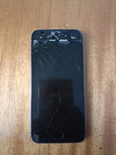Лот: 11160209. Фото: 1. продам Iphone 5s 16gb. Смартфоны