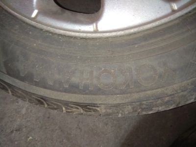 Лот: 14976677. Фото: 1. Колеса на дисках на peugeot-307. Шины