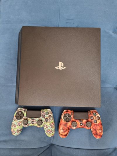 Лот: 19306693. Фото: 1. Sony PlayStation 4 pro 1 tb. Игровые приставки, консоли
