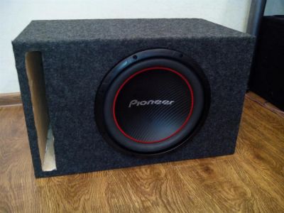 Лот: 3793876. Фото: 1. Сабвуфер Pioneer 300 Вт. Сабвуферы