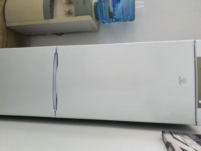 Лот: 17800725. Фото: 1. Холодильник Indesit. Холодильники, морозильные камеры