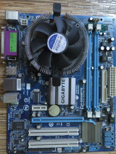 Лот: 18096556. Фото: 1. Материнская плата Gigabyte GA-G31M-ES2L... Комплекты запчастей