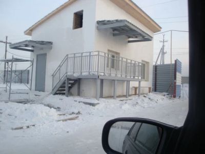 Лот: 3899302. Фото: 1. крылечко лесенка из металла. Ворота, заборы, шлагбаумы