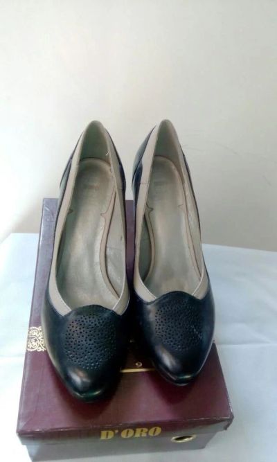 Лот: 8084159. Фото: 1. туфли женские р.35 Новые возможен... Туфли