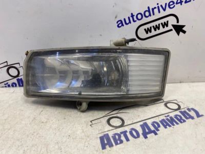 Лот: 21714936. Фото: 1. Фара противотуманная Toyota Camry... Двигатель и элементы двигателя