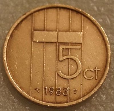 Лот: 7776114. Фото: 1. 5 центов 1983 Нидерланды. Европа