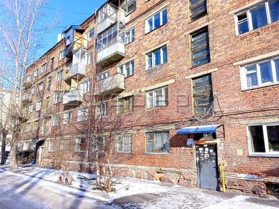 Лот: 20017697. Фото: 1. комната на ул. 52-й квартал -... Квартиры, студии