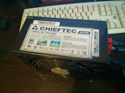 Лот: 15150268. Фото: 1. Блок питания Chieftec APS-600C... Корпуса, блоки питания