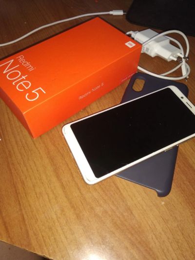 Лот: 14181715. Фото: 1. Xiaomi redmi note 5. Смартфоны