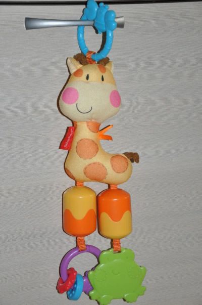 Лот: 6332340. Фото: 1. Fisher Price Жираф погремушка... Для младенцев