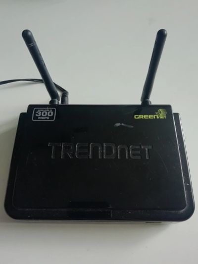 Лот: 16441761. Фото: 1. Роутер TRENDnet. Маршрутизаторы (роутеры)