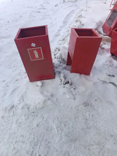 Лот: 21371194. Фото: 1. Тумба под огнетушитель. Огнетушители