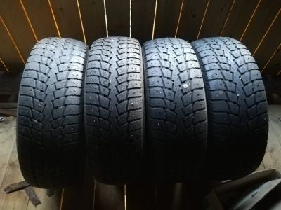 Лот: 12447017. Фото: 1. Продам резину Kumho шипы. Шины