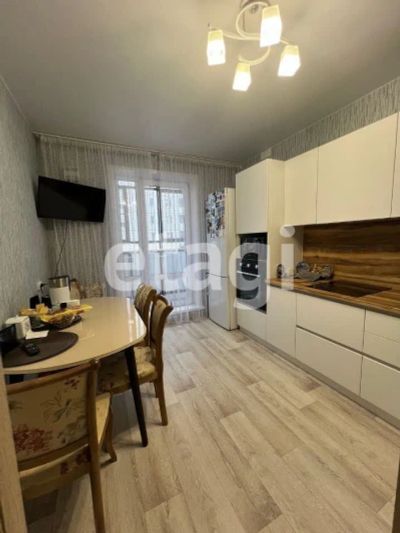 Лот: 25291861. Фото: 1. 3-комн. квартира , Красноярск... Квартиры, студии