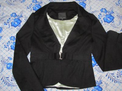 Лот: 7070408. Фото: 1. Пиджак amisu 46 р-р. Пиджаки, жакеты, жилеты