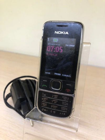 Лот: 13907733. Фото: 1. Телефон Nokia 2700. Трубка и зарядка... Кнопочные мобильные телефоны